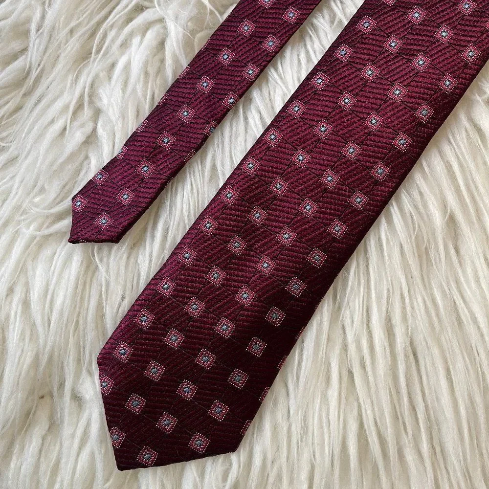 Jos. A. Bank Reserve Dark Red Patterned tie Long 100% Silk